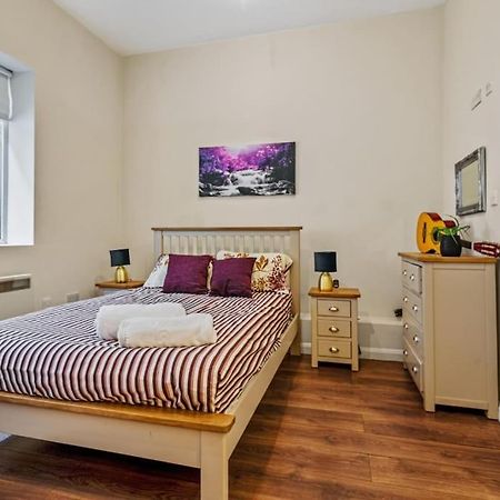 Two Bedroom With Patio Close To Hyde Park Ed4 Londen Buitenkant foto